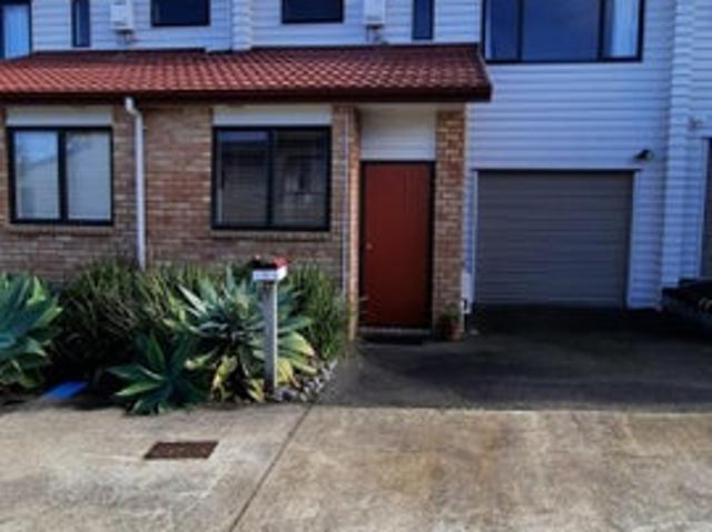 House for rent in Wairau Valley