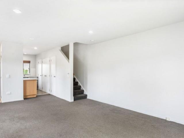 House for rent in Wairau Valley