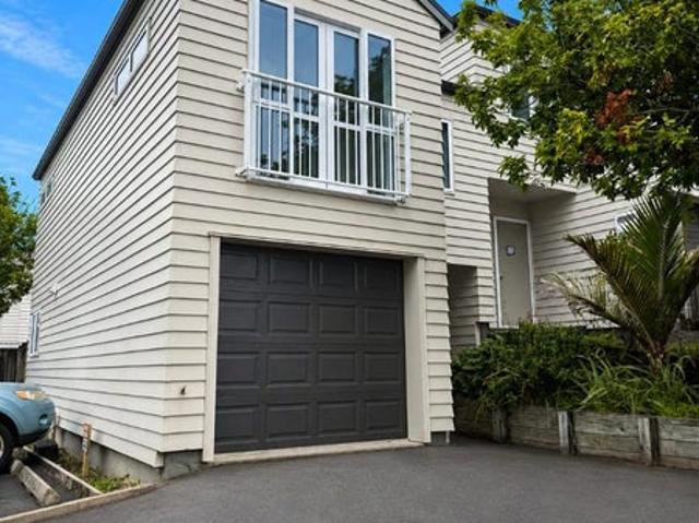 House for rent in Wairau Valley