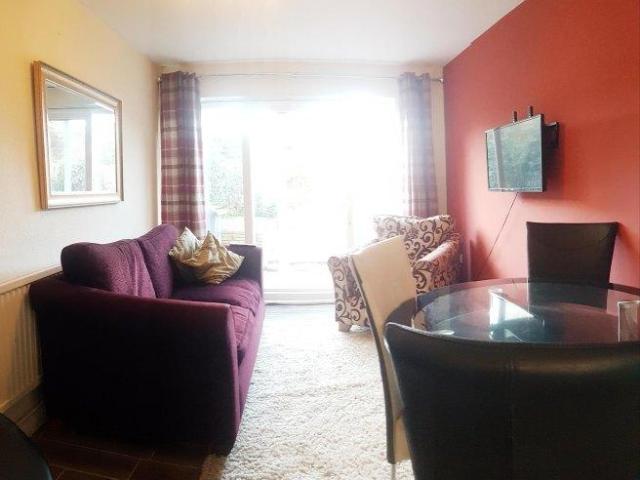 House for rent in Hales Place, The Bridge