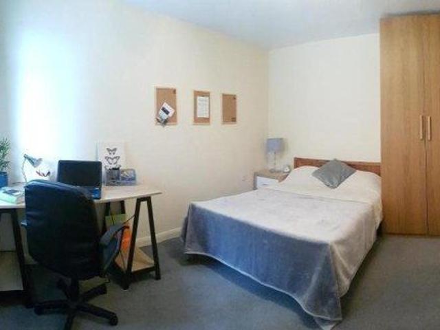 House for rent in Hales Place, The Bridge