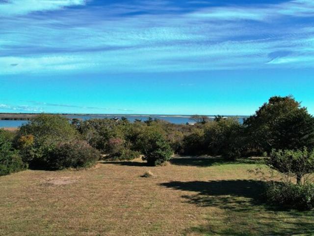 Land for sale in Chilmark, Massachusetts