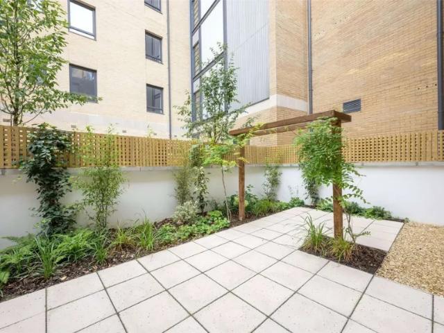 Property for sale in North Kensington, Greater London