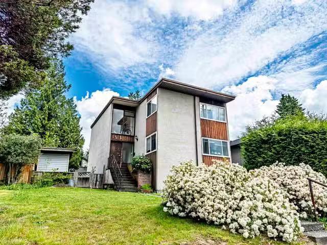 House for sale in North Vancouver, British Columbia