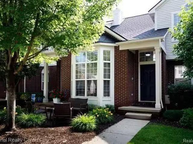 Condo for rent in West Bloomfield