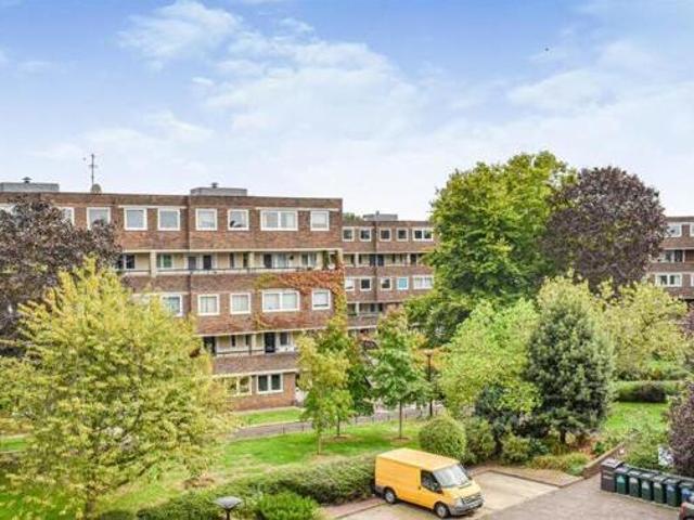 House for sale in Brentford End, Greater London