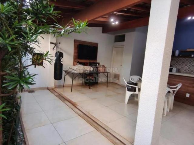 Casa venda em Região Imediata de São José do Rio Preto, Região Metropolitana de São José do Rio Preto