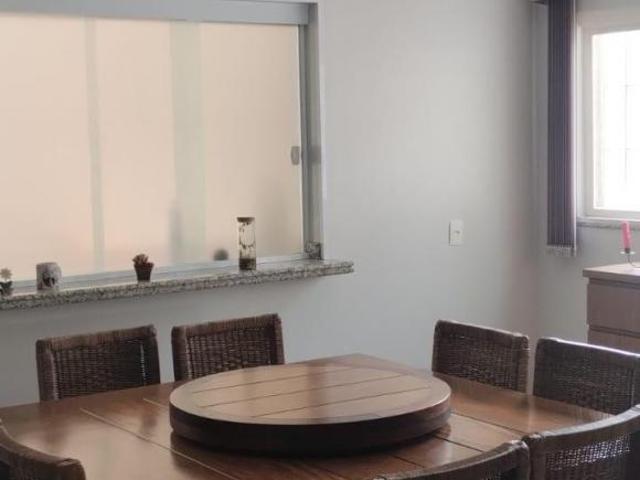 Casa venda em Região Imediata de Taubaté-Pindamonhangaba, Região Metropolitana do Vale do Paraíba e Litoral Norte