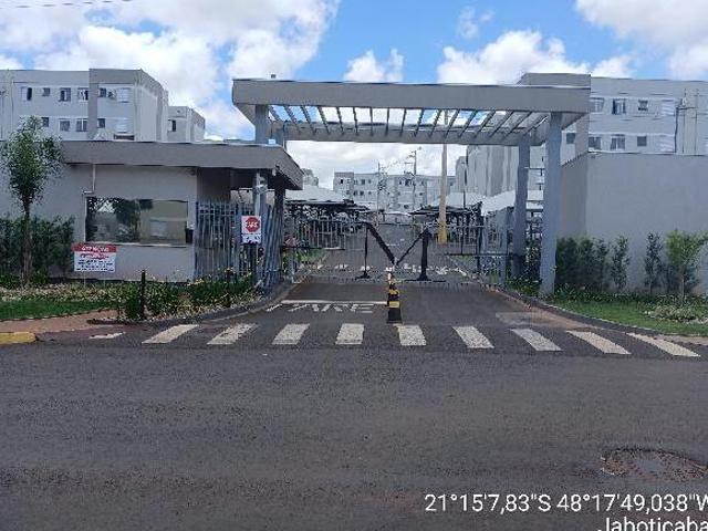 Apartamento venda em Jaboticabal