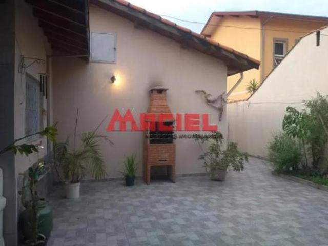 Casa venda em Região Imediata de Taubaté-Pindamonhangaba, Região Metropolitana do Vale do Paraíba e Litoral Norte