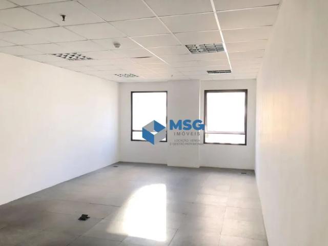 Ponto Comercial aluguel em Região Imediata de São Paulo, Região Metropolitana de São Paulo
