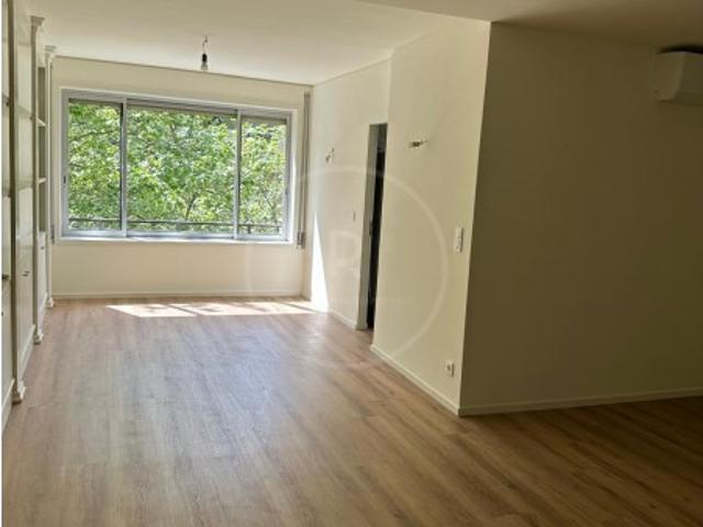 Apartamento alugar em Porto, Aldoar