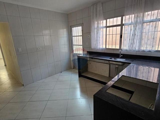Casa aluguel em Vila Vitória, Mogi das Cruzes