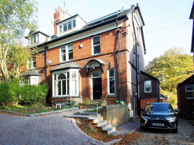 Apartment for rent in Far Headingley, Headingley