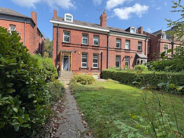 Apartment for rent in Far Headingley, Weetwood