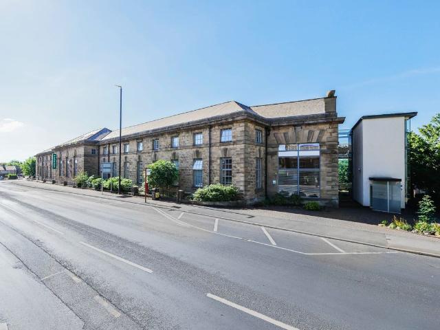 Apartment for rent in White Cross, Leeds