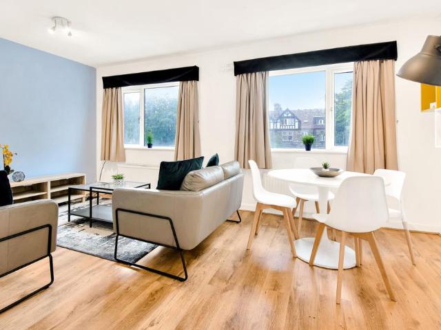 House for rent in Beckett Park, Headingley