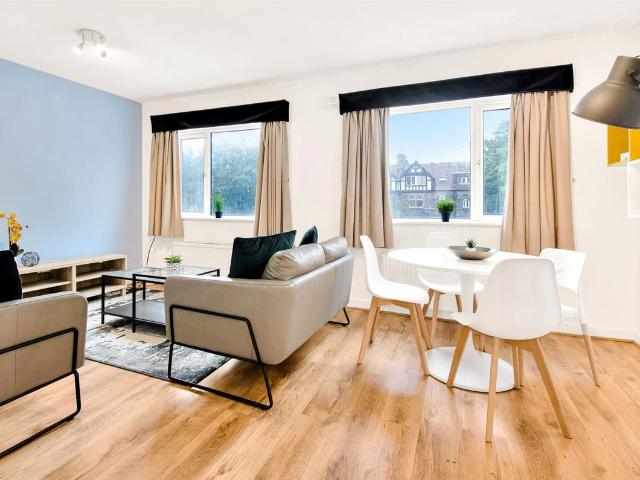 Apartment for rent in Beckett Park, Headingley