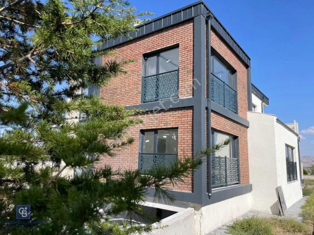 Gölbaşi, Ankara içerisinde satılık Villa