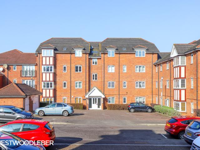 Apartment for rent in Broxbourne, Hertfordshire