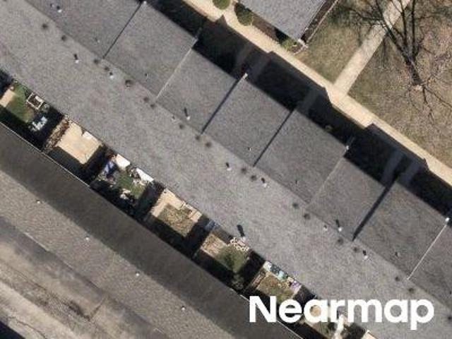 Condo for sale in Justice, Illinois