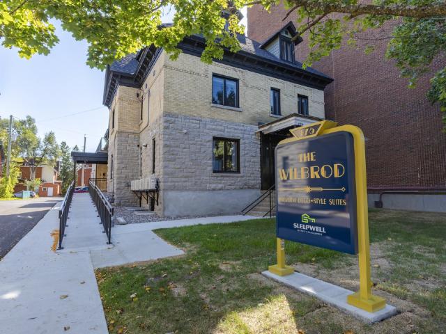 Apartment for rent in Mulhurst Bay, Ontario