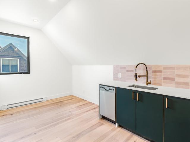 Apartment for rent in Rideau-Vanier, Ottawa