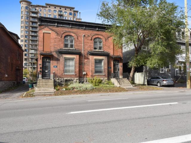 Apartment for rent in Mulhurst Bay, Ontario
