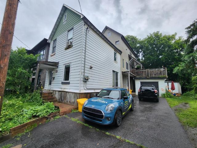 Apartment for rent in Mulhurst Bay, Ontario
