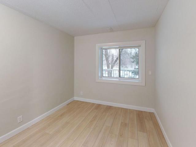 Apartment for rent in Mulhurst Bay, Ontario