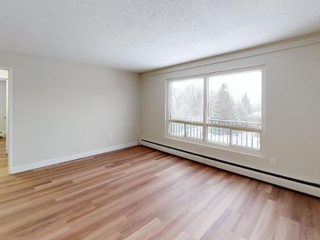 Apartment for rent in Mulhurst Bay, Ontario