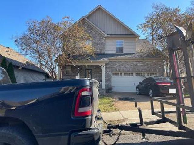 House for sale in Hendersonville