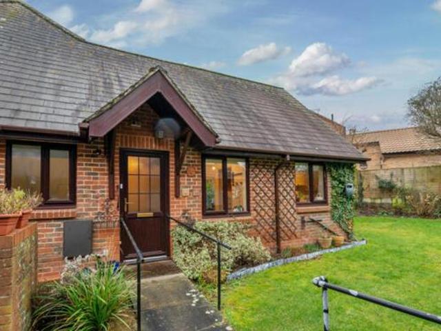 House for sale in Otterbourne, Hampshire
