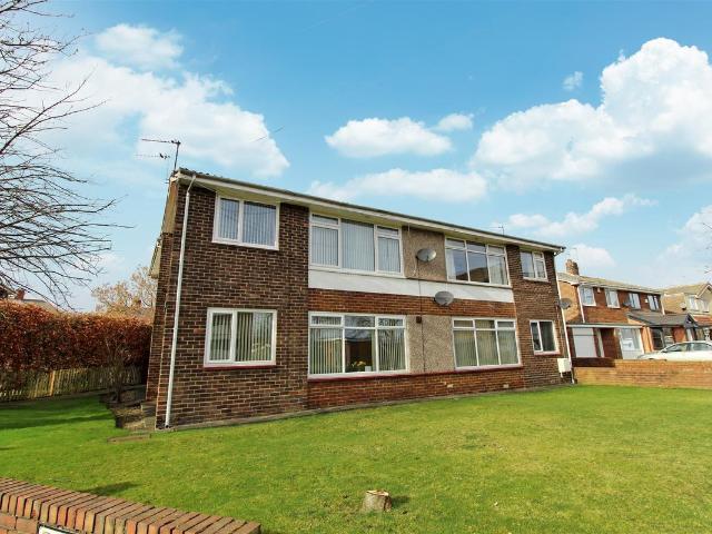 Apartment for rent in Killingworth Village, North Tyneside
