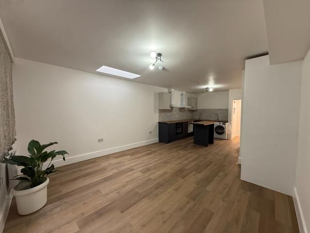 House for rent in Yiewsley, Greater London