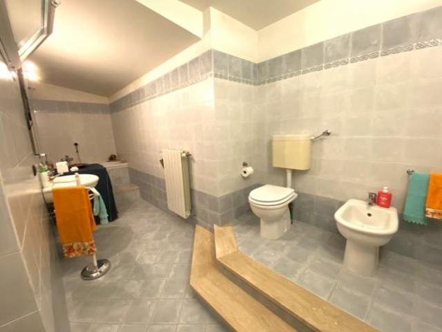 Appartamento in vendita a Montecatini Terme, Toscana