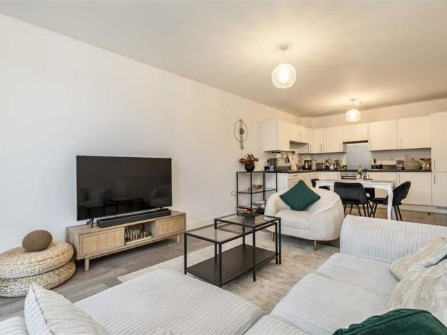 Apartment for rent in Kidbrooke, Greater London