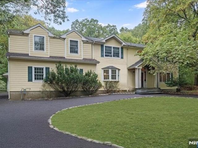 House for sale in Franklin Lakes, New Jersey