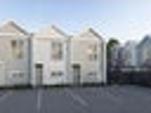 Townhouse for rent in Omokoroa, Bay Of Plenty