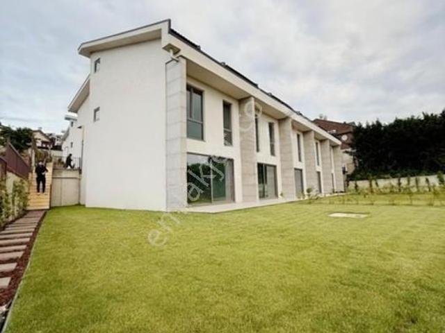 Zekeriyaköy Mahallesi, Sarıyer içerisinde kiralık Villa