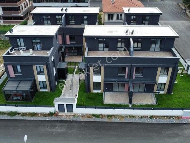 Akkum, Karasu içerisinde satılık Villa