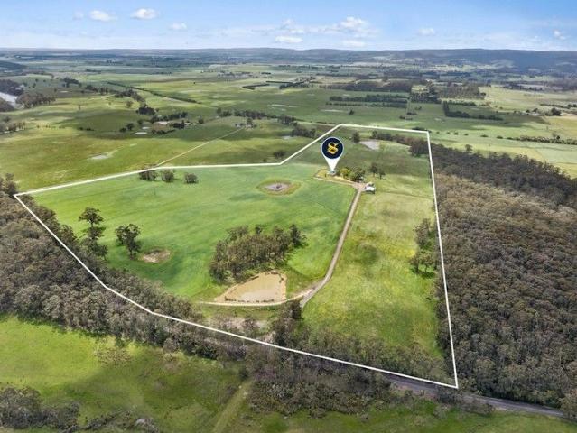 Cottage for sale in Forrest, Victoria