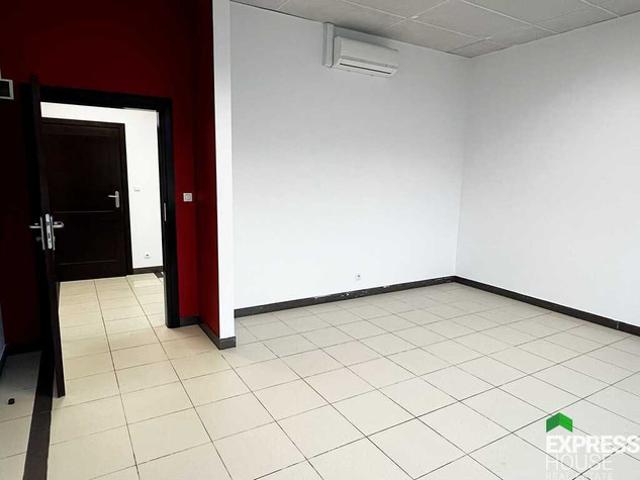 Komercyjne do wynajęcia w Otwock, Mazowieckie