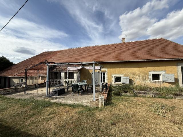 Maison vente à Auxerre, Ouanne