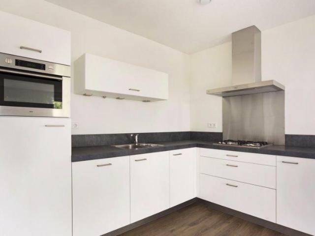 Appartement te huur in Loosduinen, Zuid Holland