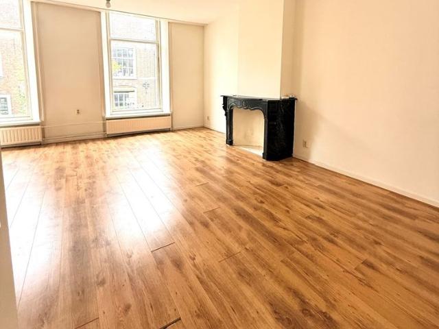 Appartement te huur in Binnenstad, Delft