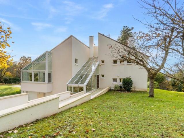 Maison vente à Saint-Germain-en-Laye, Crespières