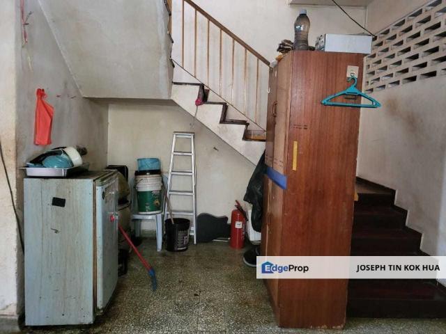 House for sale in Country Heights Damansara, Kuala Lumpur