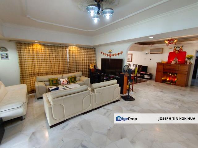House for sale in Country Heights Damansara, Kuala Lumpur