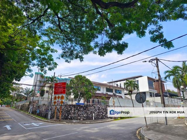 House for sale in Country Heights Damansara, Kuala Lumpur